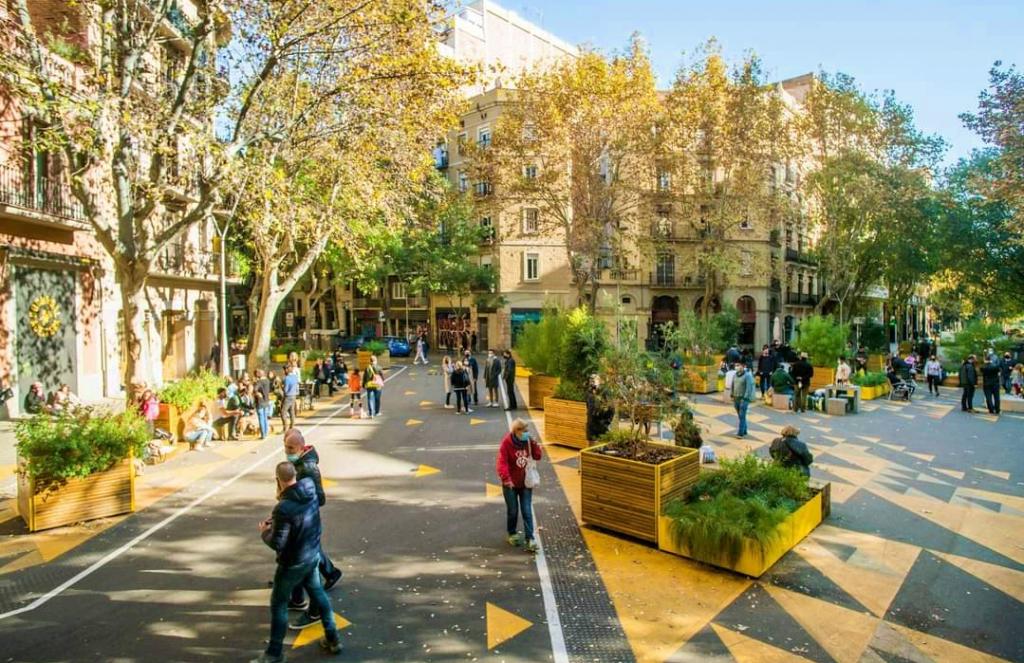 Alcoy Can Learn From Barcelona’s Car-Free Superblocks